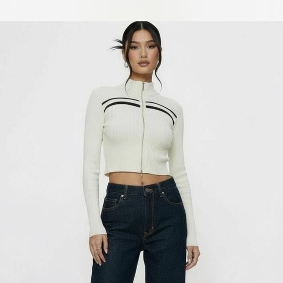 Princess Polly White and Black Striped Crop Top - Picture 9 of 9